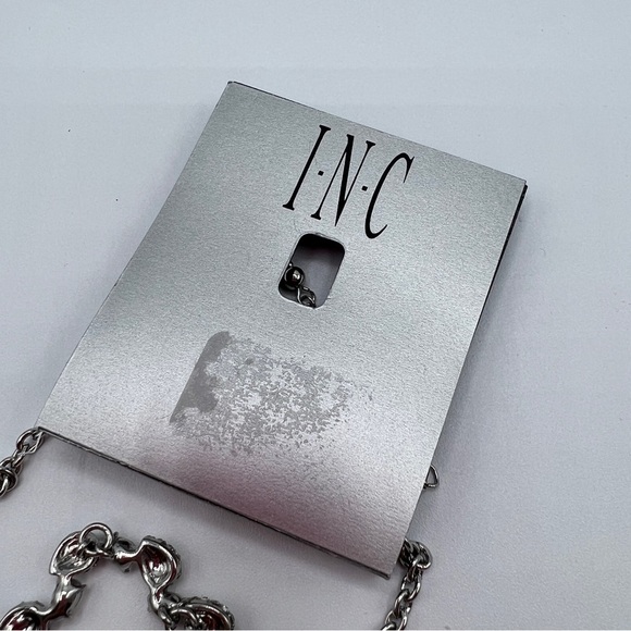 INC Crystal Teardrop Lariat Necklace in Silver-Tone NWT MSRP $55 - Picture 6 of 7